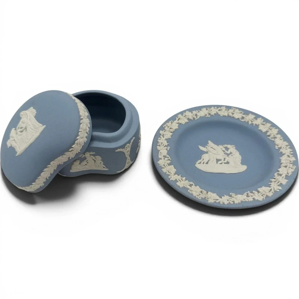 Vintage Wedgwood Blue Jasperware Trinket Box & Pin Dish Set Neoclassical Vanity
